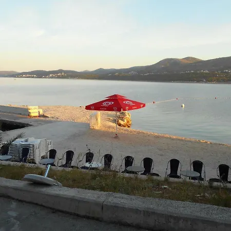 Apartman Mirjana With Terrace And Free Parking