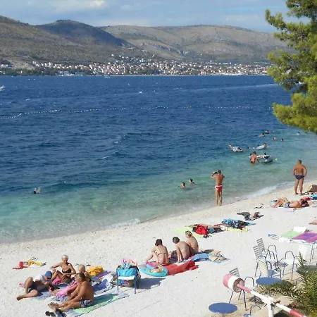 Mirjana With Terrace And Free Parking Apartman Donji Okrug (Ciovo)